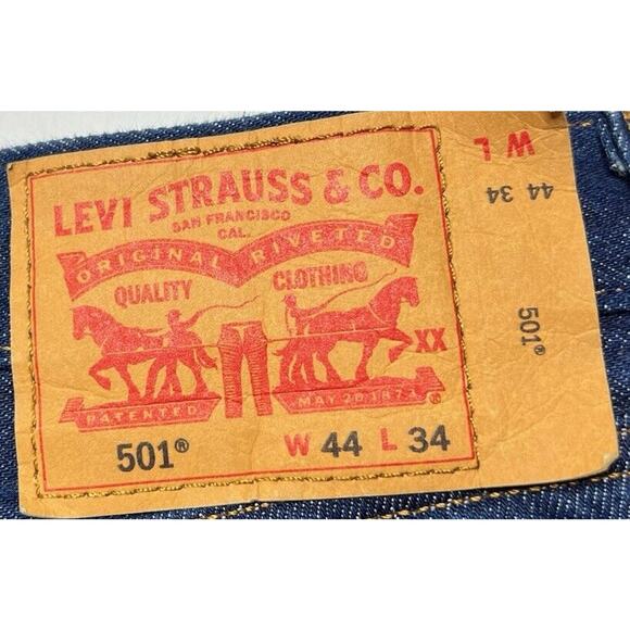 Levis 501 Men's Straight Leg Button Fly Dark Blue Denim Jeans - Size 44x31.5 - Picture 5 of 6